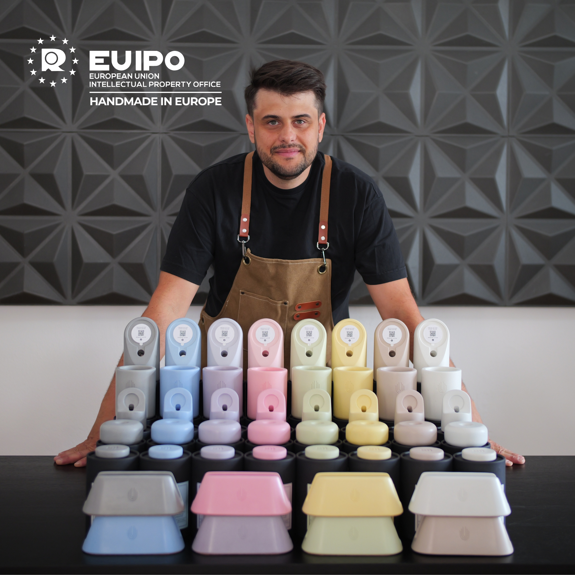 Suport Din Ciment Pentru Încărcare Wireless – iPhone & Smartphone