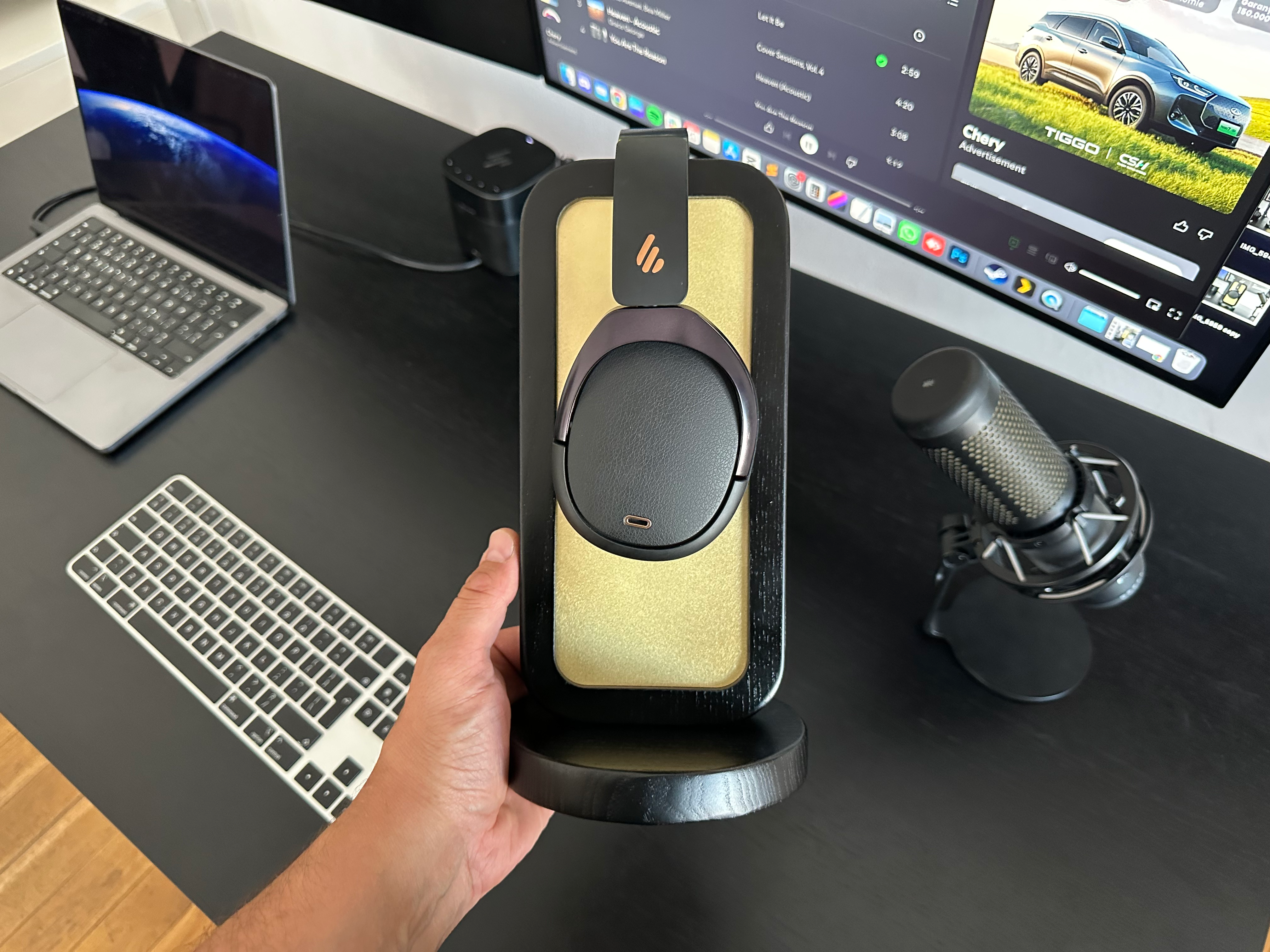 Headphone Stand - Solid Wood & Steel-UnityCave.com